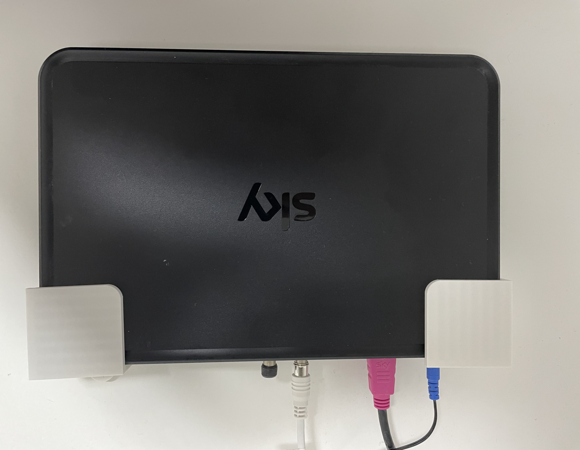 Sky Q wall mount - Sky Q Wandhalterung