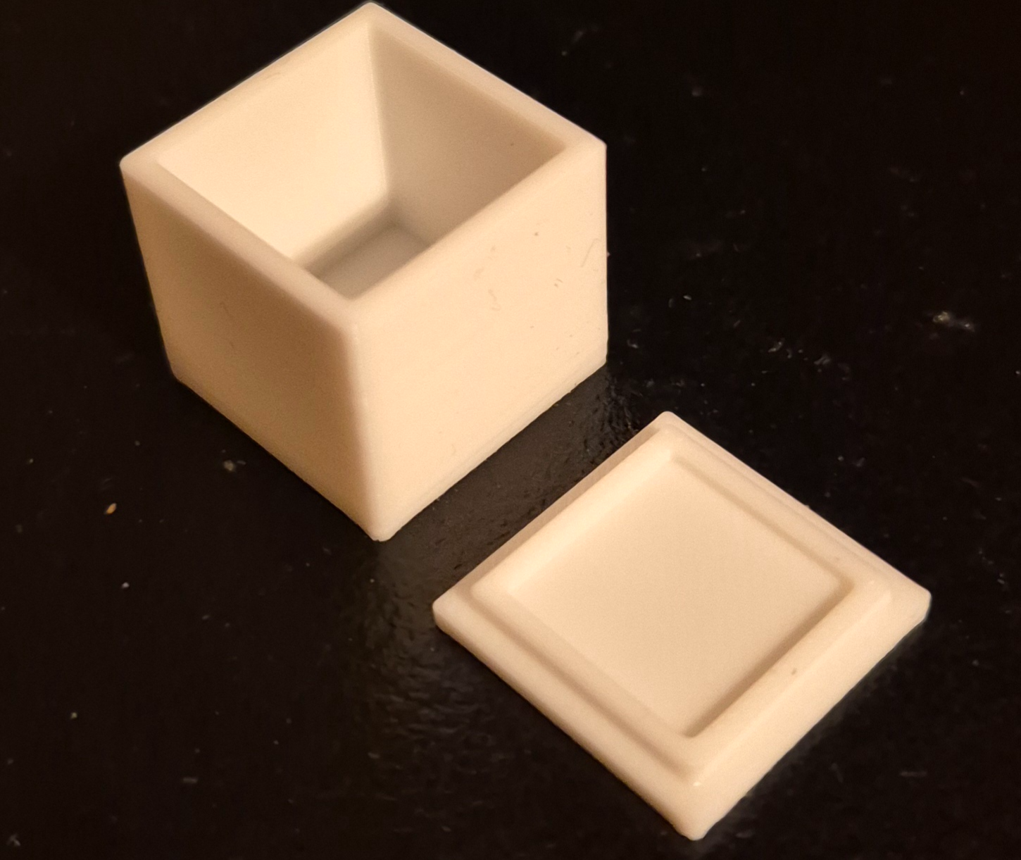 kleine Dose 20x20x20 incl. Deckel