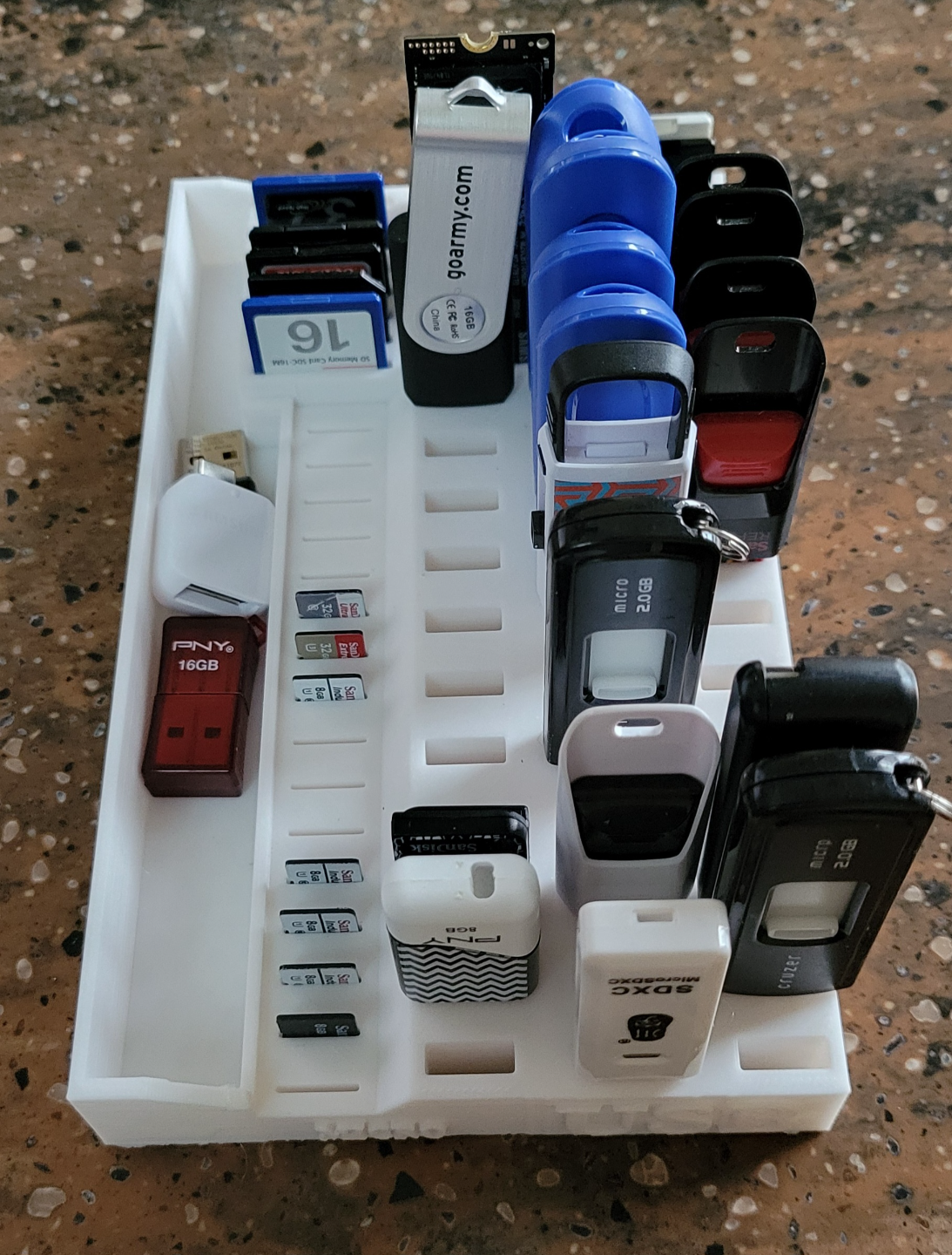 SSD_USB_FLASH DRIVES desk-top holder