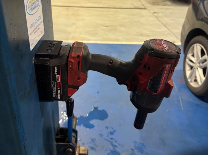 MILWAUKEE STYLE FORGE 6.0 MAGNETIC BATTERY BASE