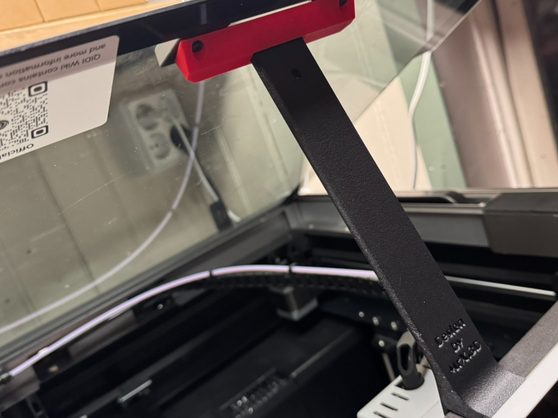 Qidi Plus4 lid prop