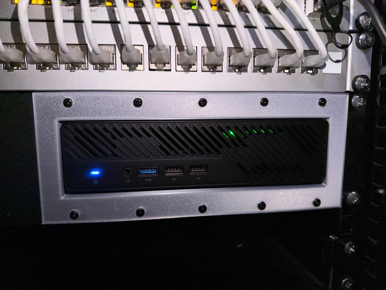 MINISFORUM MS-01 19" Rack Mount