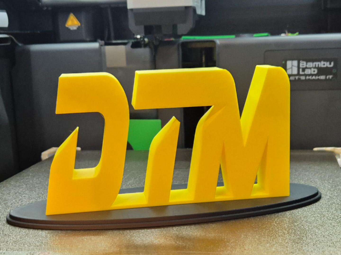 DTM Schild neu