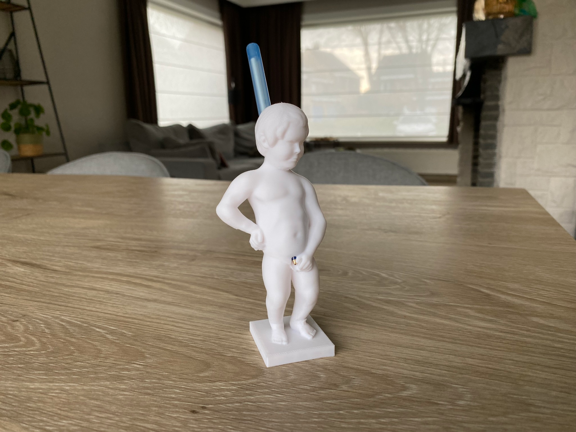 Manneken Pis Desk Pen Holder