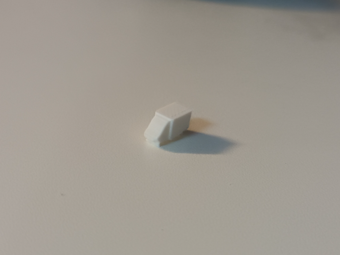 Ambulance 1:400 scale