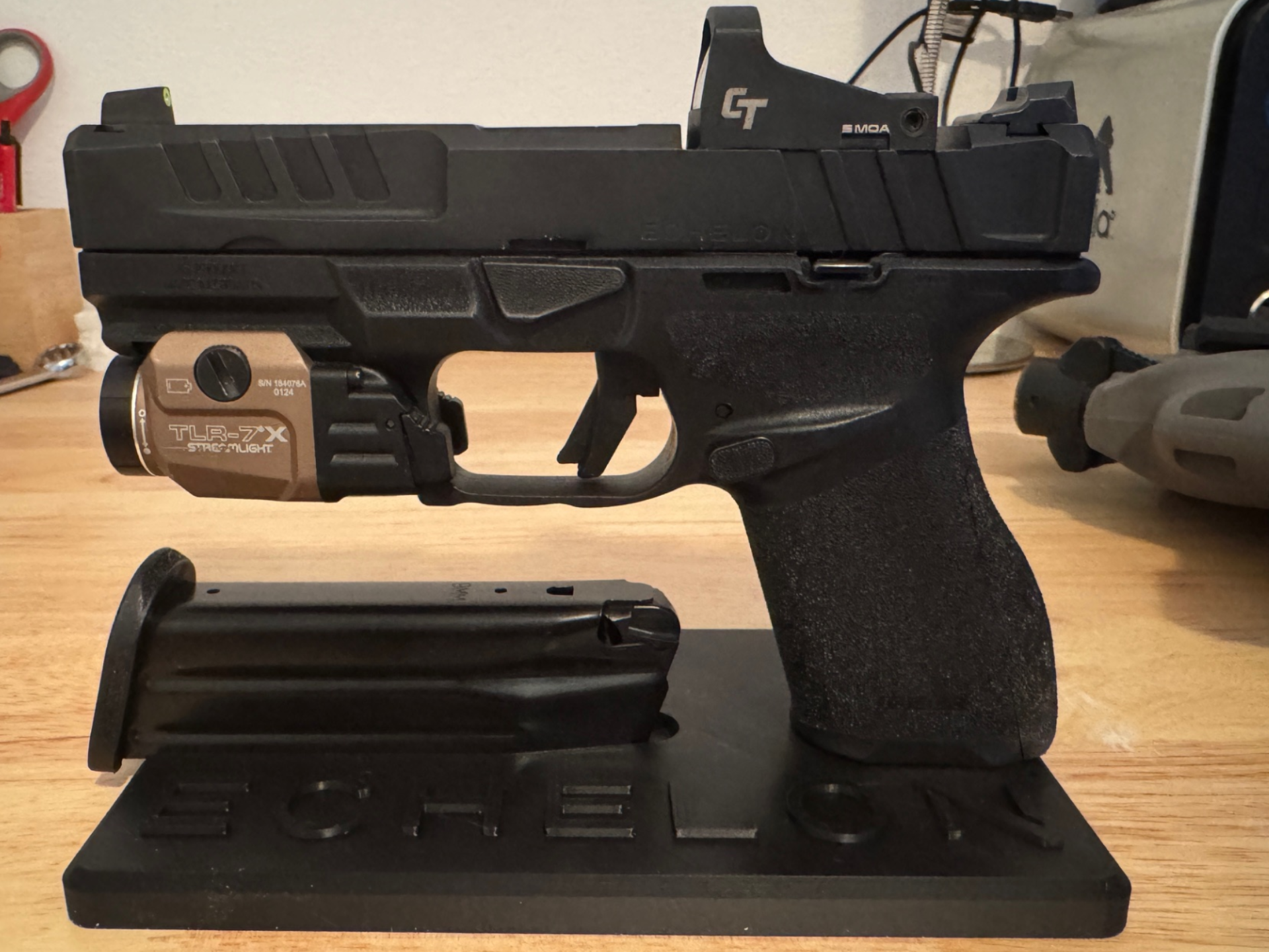 Springfield Echelon Stand