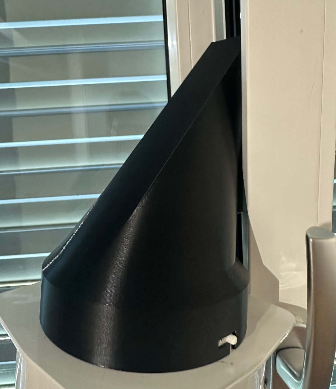 AC Vent Adapter for Tilt Windows