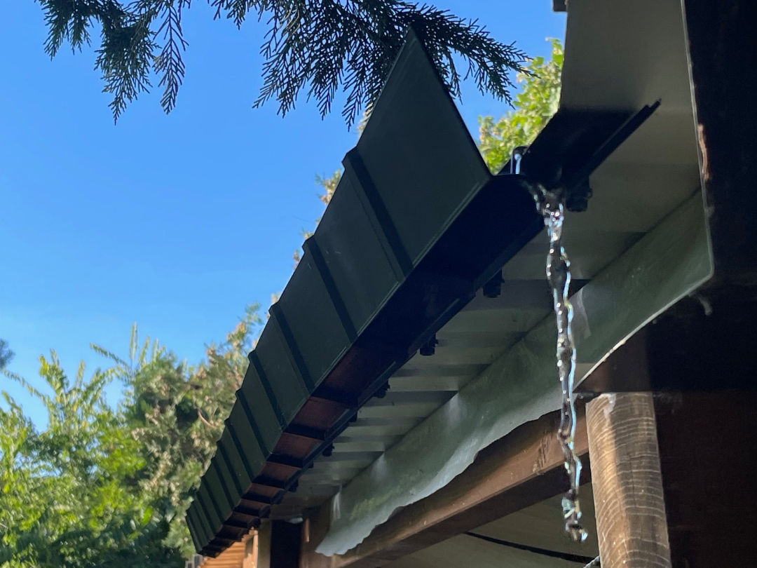 Rain gutter