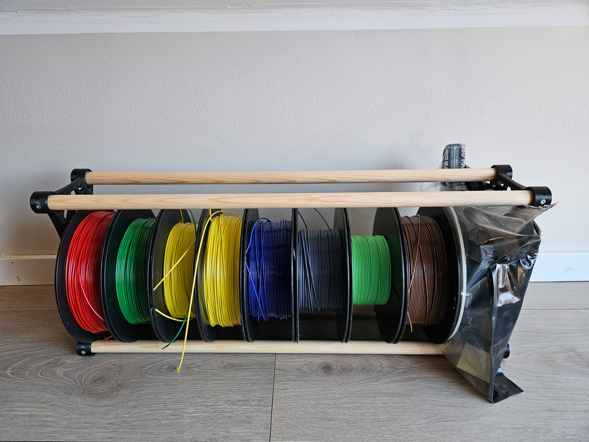 Stackable Freestanding Filament Storange