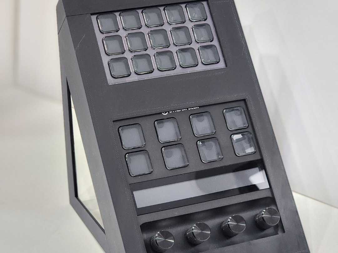 Streamdeck+ / MK.2 Mount