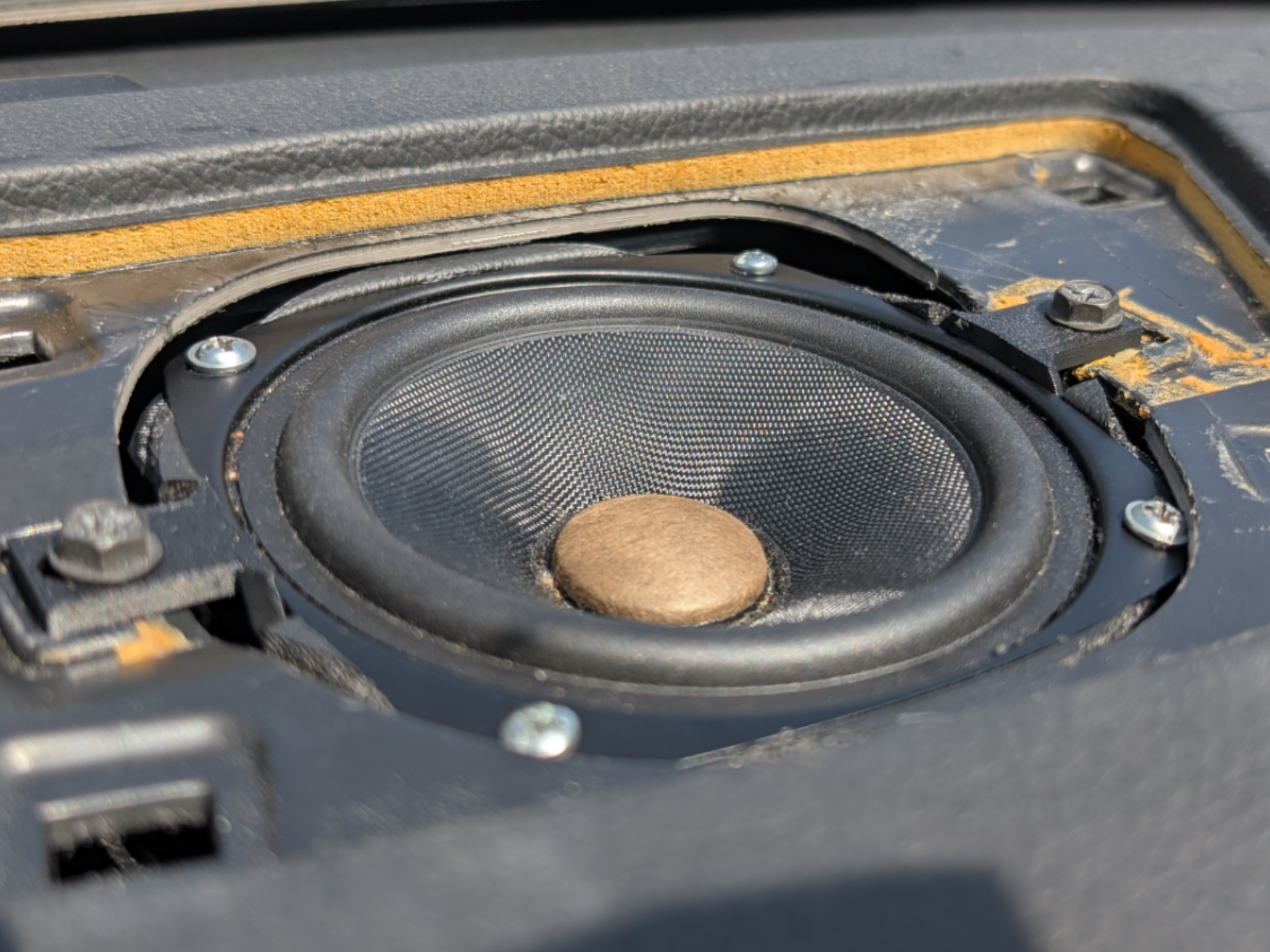 Center Speaker Mount for 11-15 Kia Optima