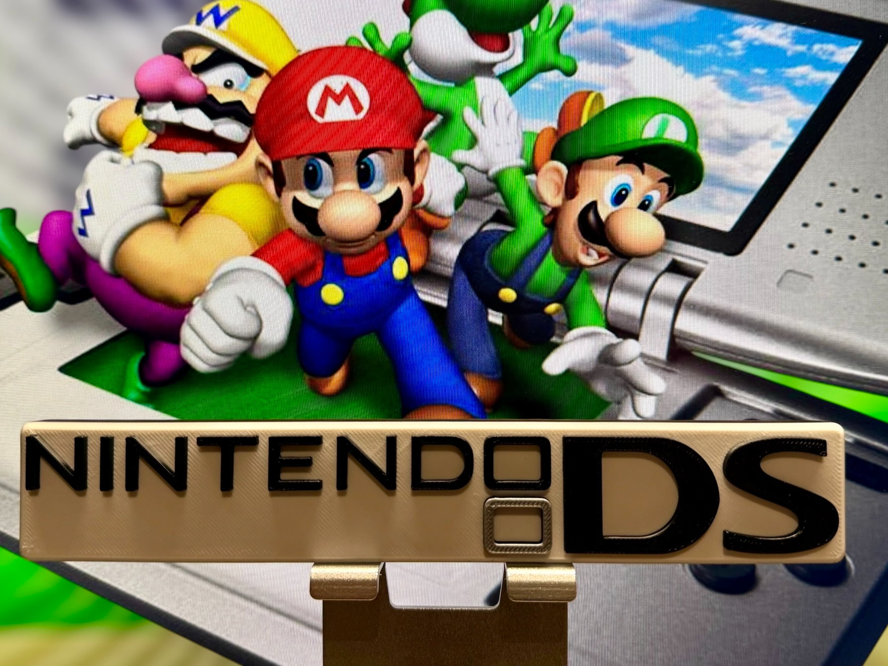 Nintendo DS-inspirierter Display-Aufsteller