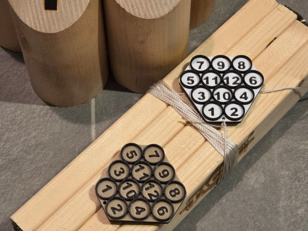 Mölkky 3.5m Line Marker + Pin Layout Guide
