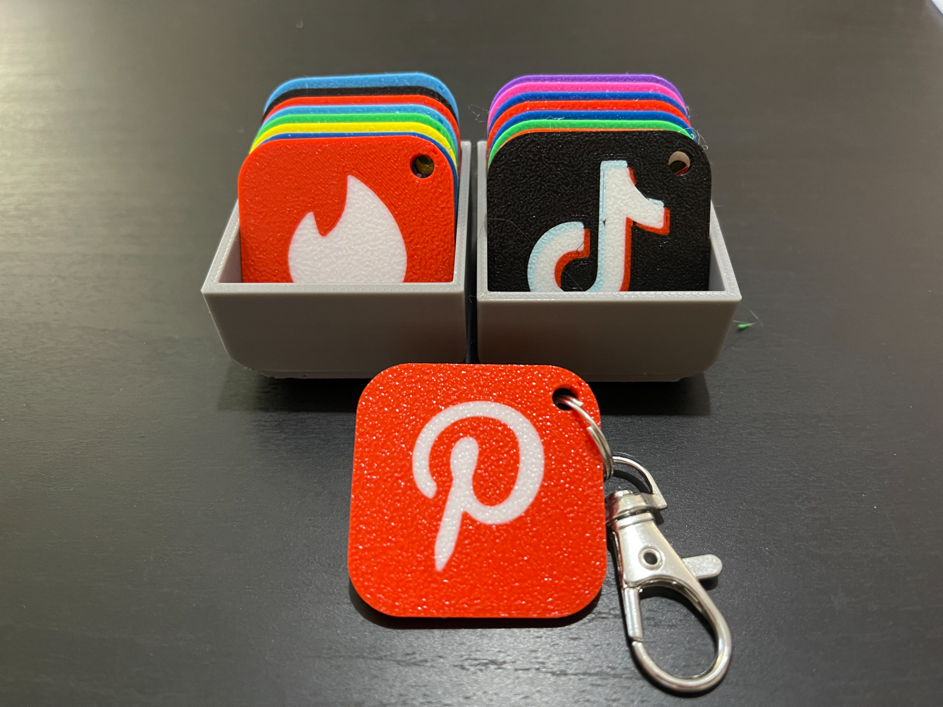 Pinterest - Social App Icon Keyring