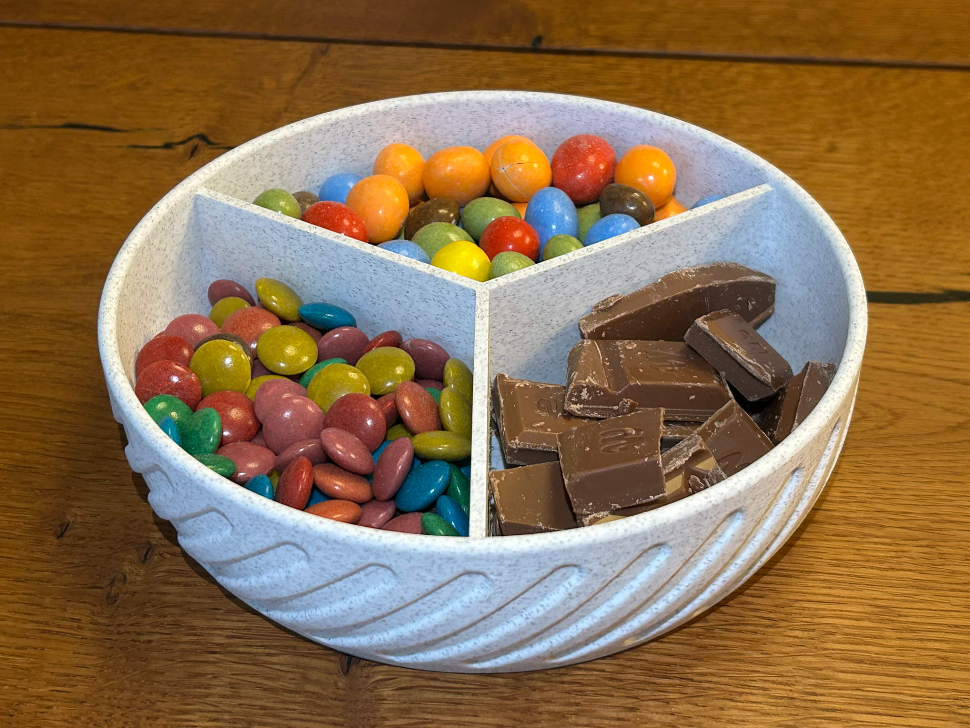 Circular Snack Bowl - 3 rooms