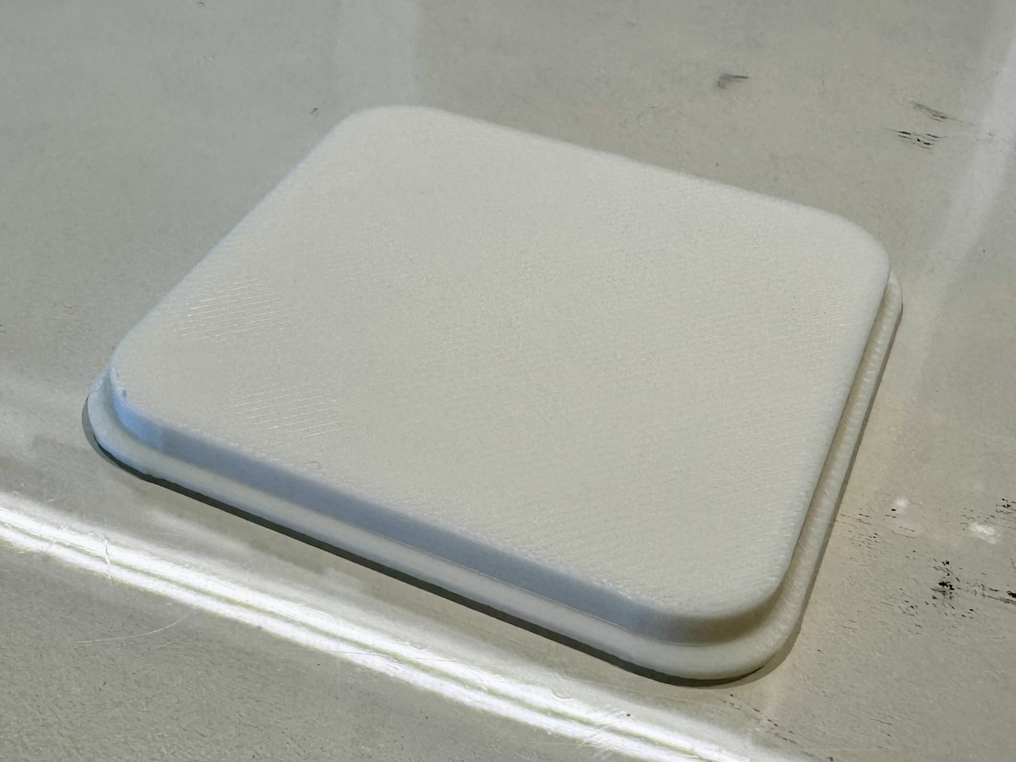 Philips Hue Motion Sensor - flat back