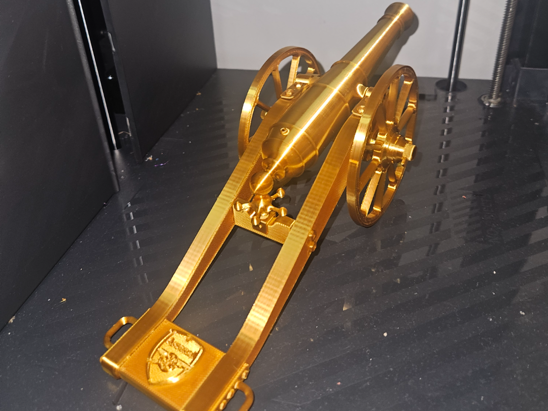 Arsenal cannon