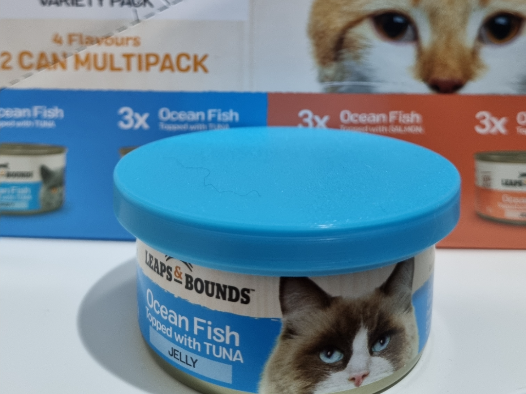 Cat food can cover (Leaps and Bounds wet food)