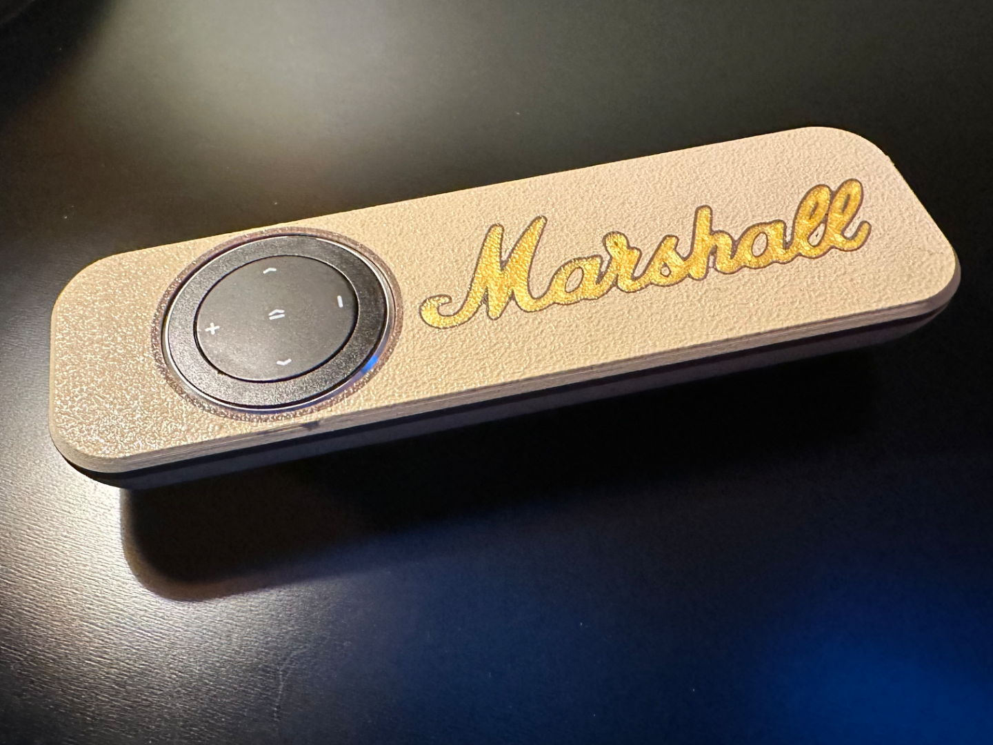 Satechi BT media button remote grip