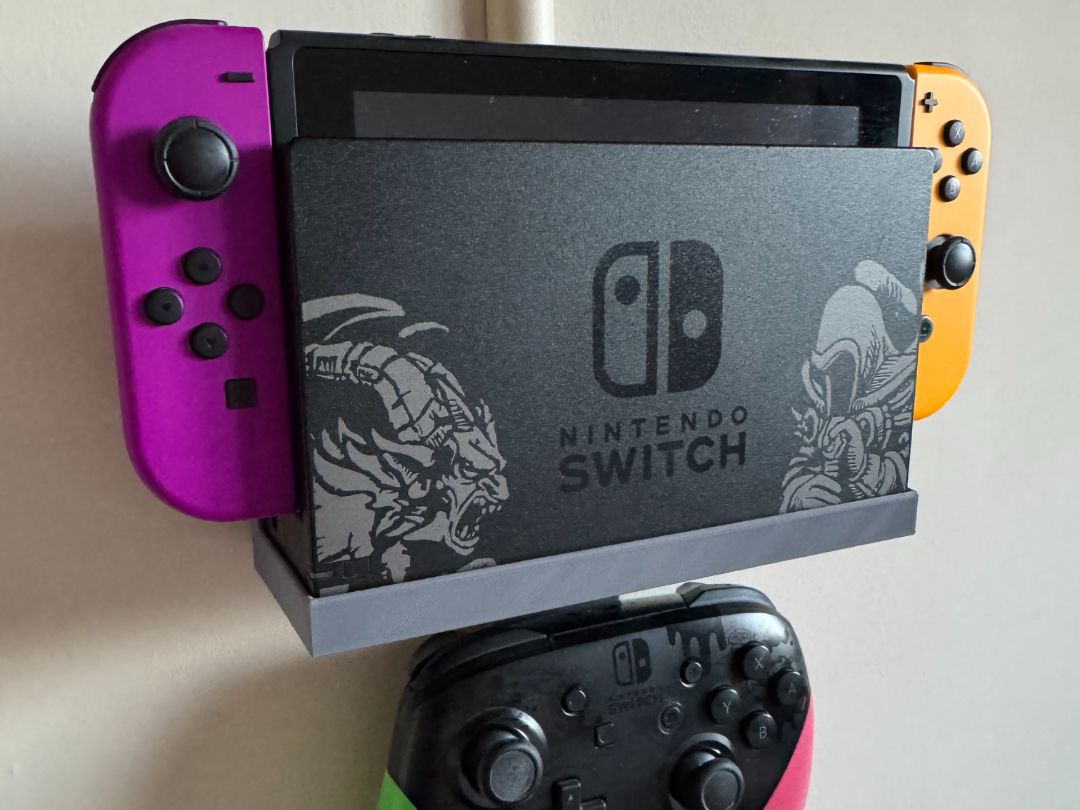 Nintendo Switch Wall Dock / Pro Controller Hanger