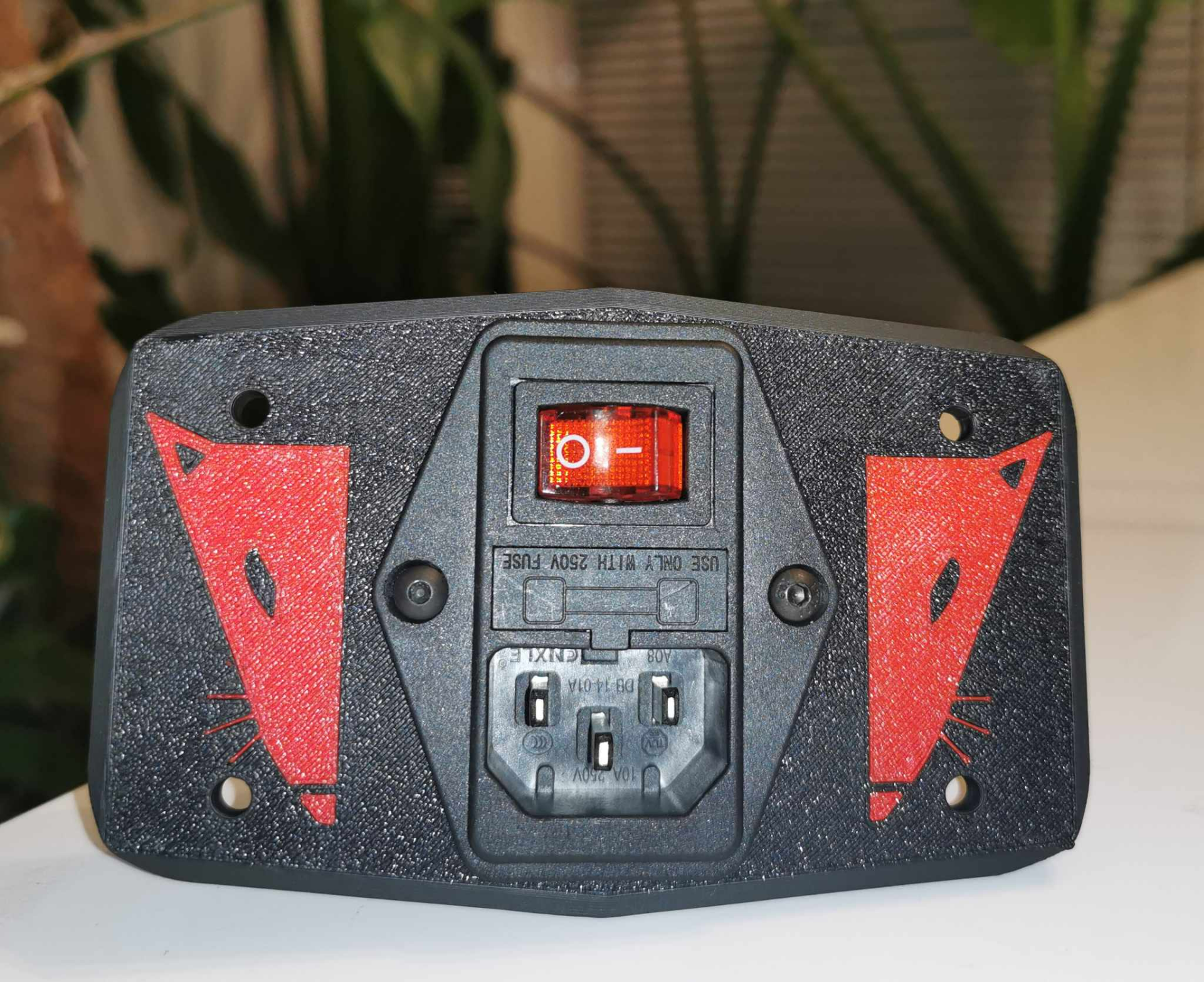 Rat Rig V-Core 3 IEC Adapter