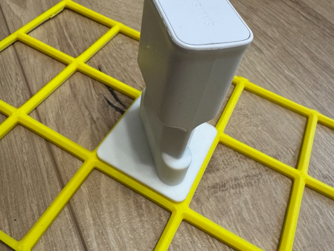 Gridfinity power EU brick holder