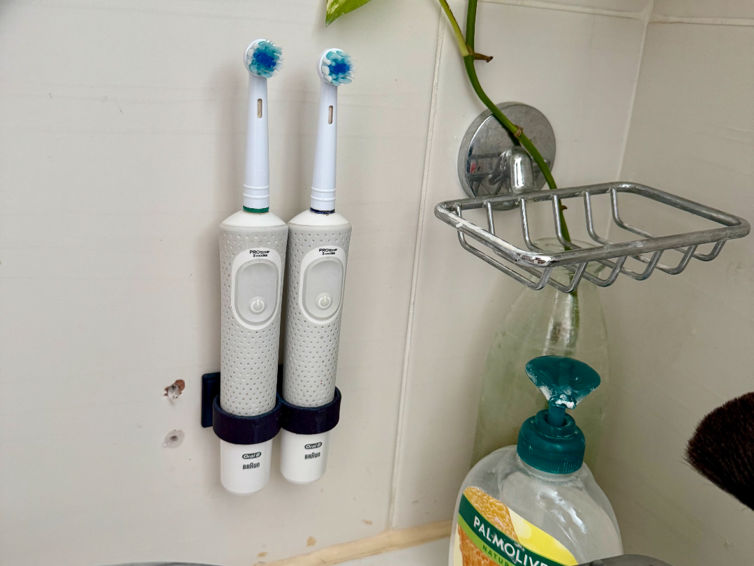 Simple and Elegant Stand for 2 Oral-B Toothbrushes