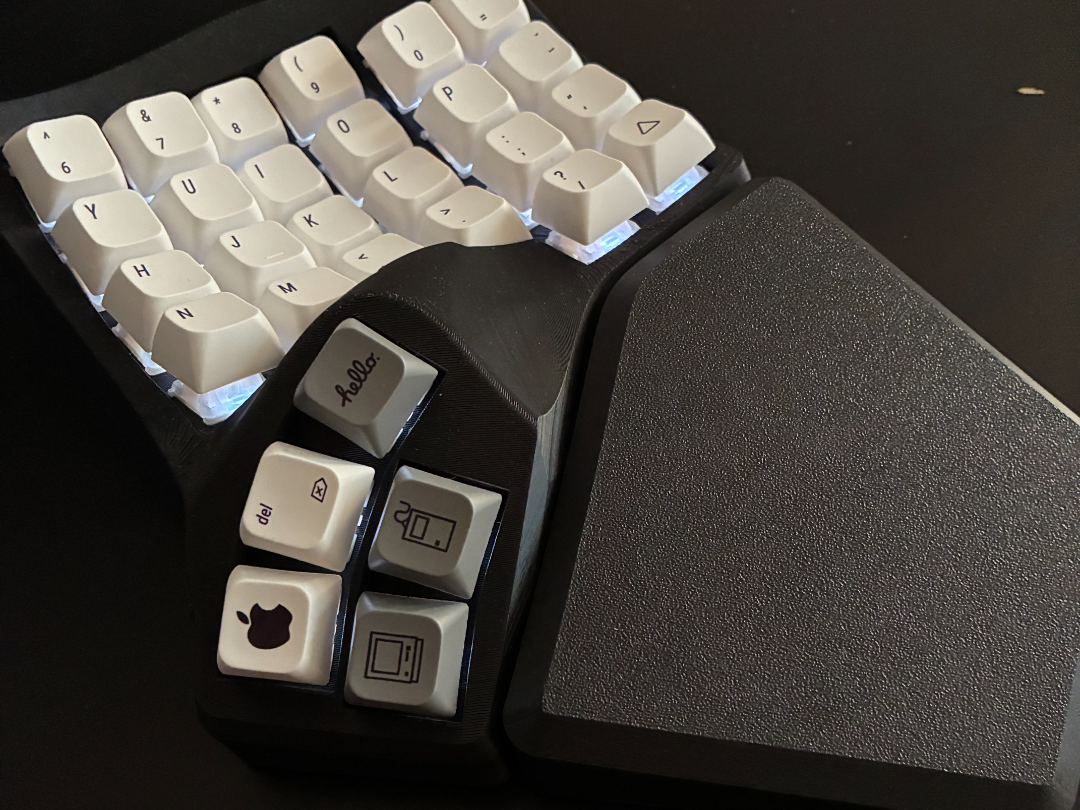 Scylla Palm/Hand Rest