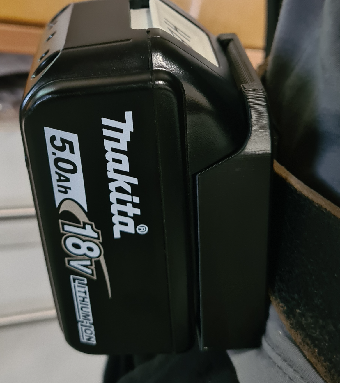 Makita Akkuhalter für Gürtel