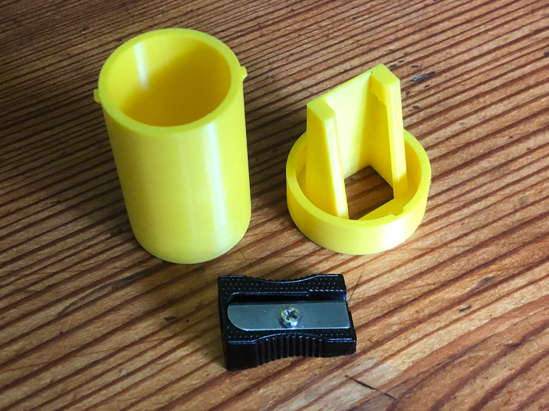 Pen sharpener box
