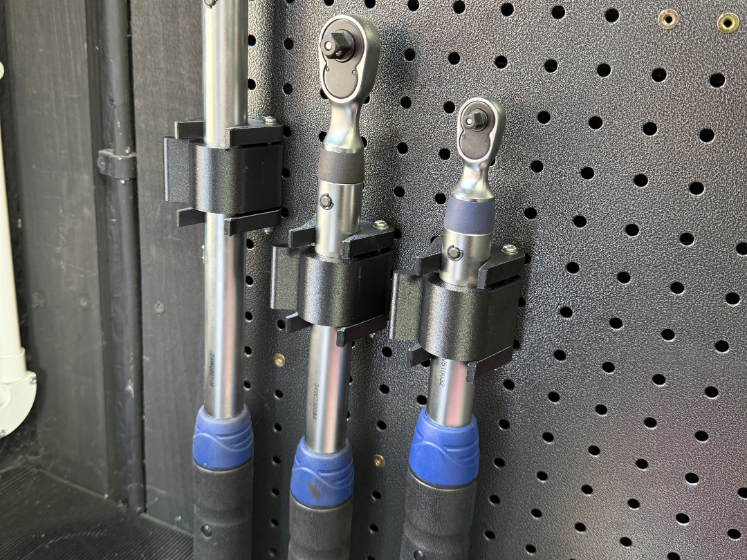 torque wrench holder for 27mm body