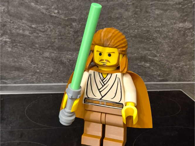 Brick Man Qui-Gon Jinn 500%