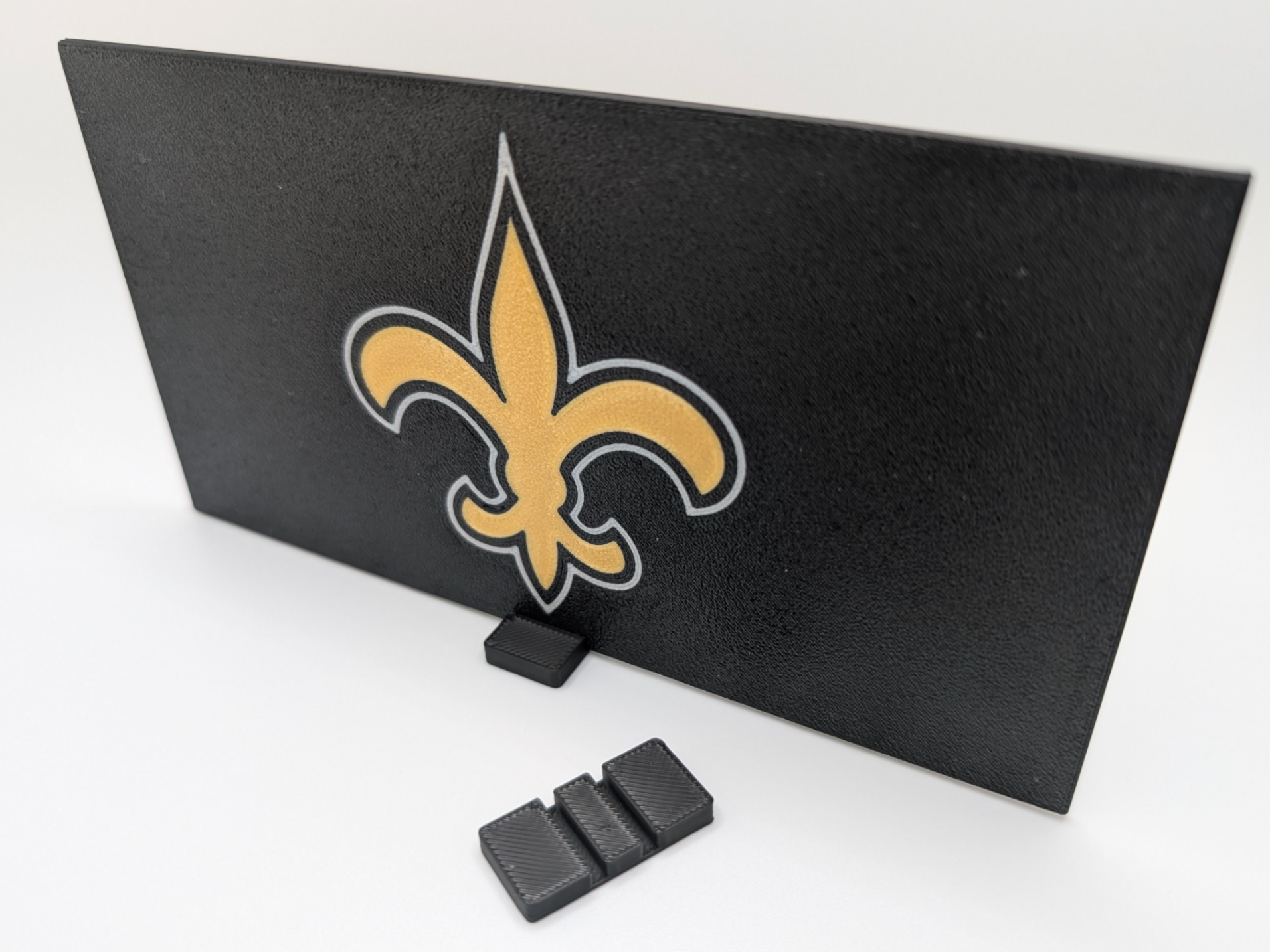 Flat Plate Holder for flag designs