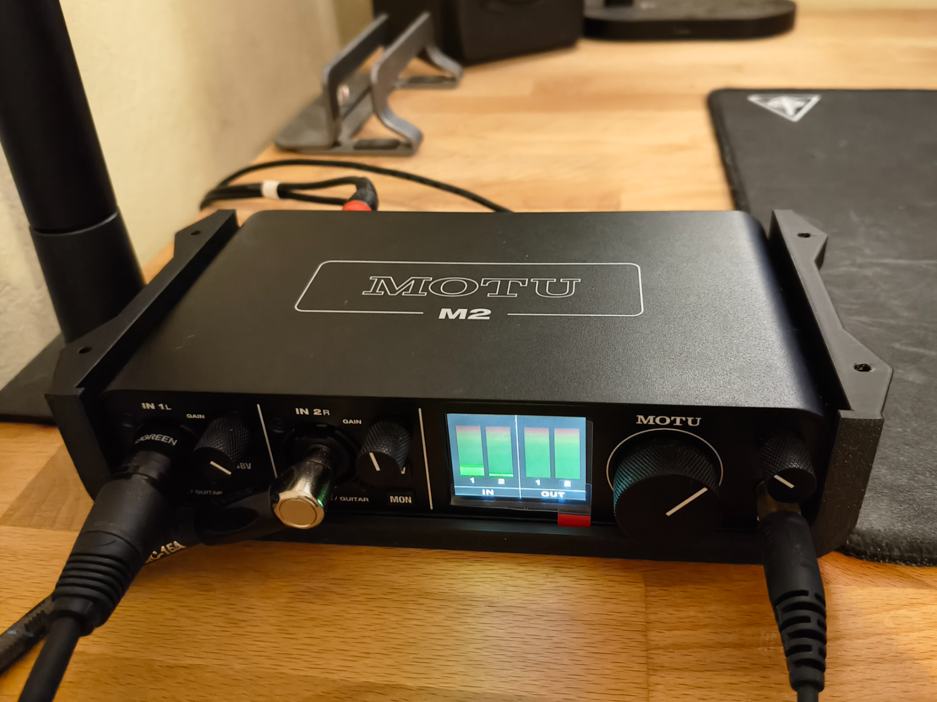 Motu M2 Under Desk Mount