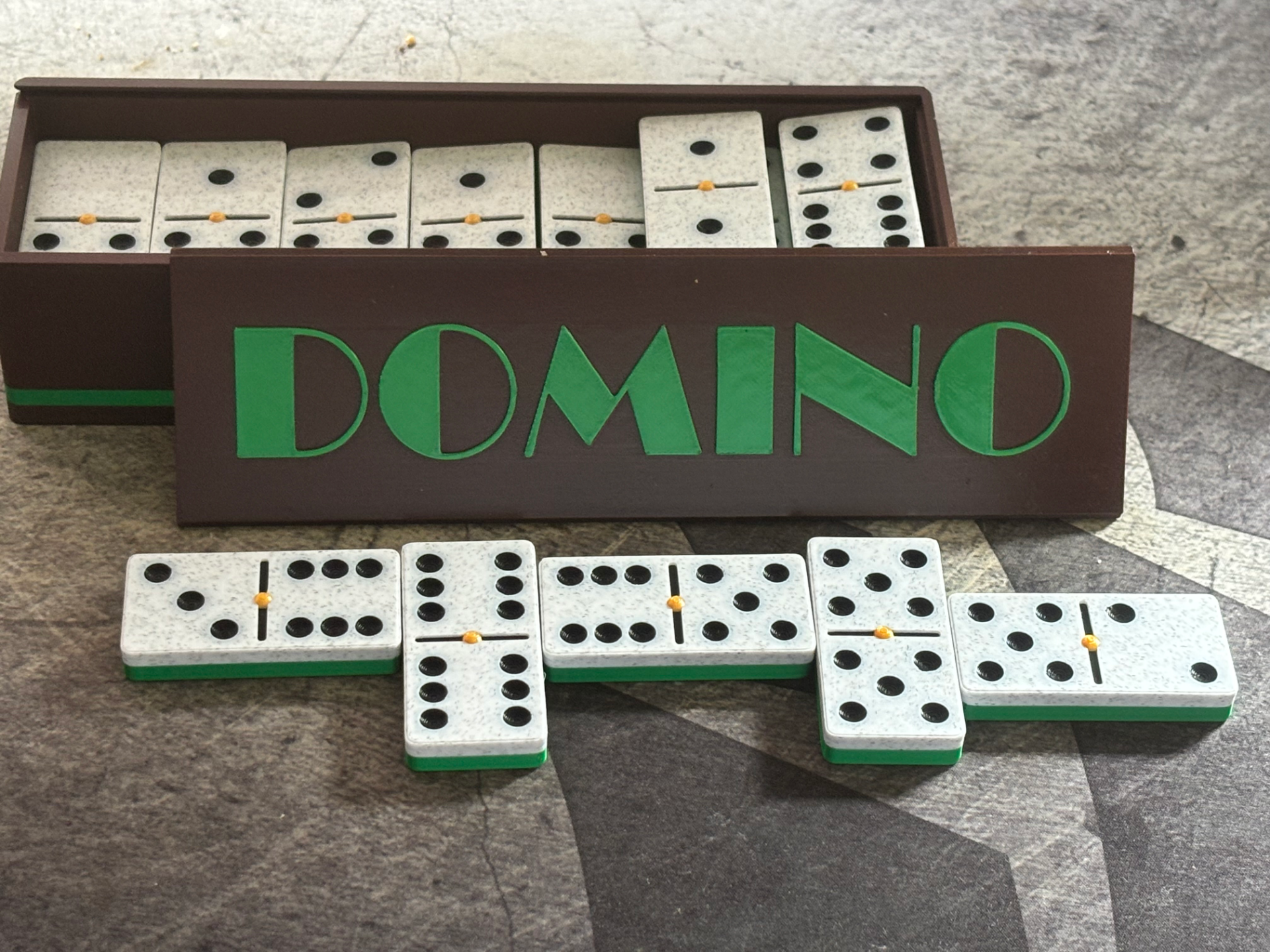 Domino Marbre et Bois