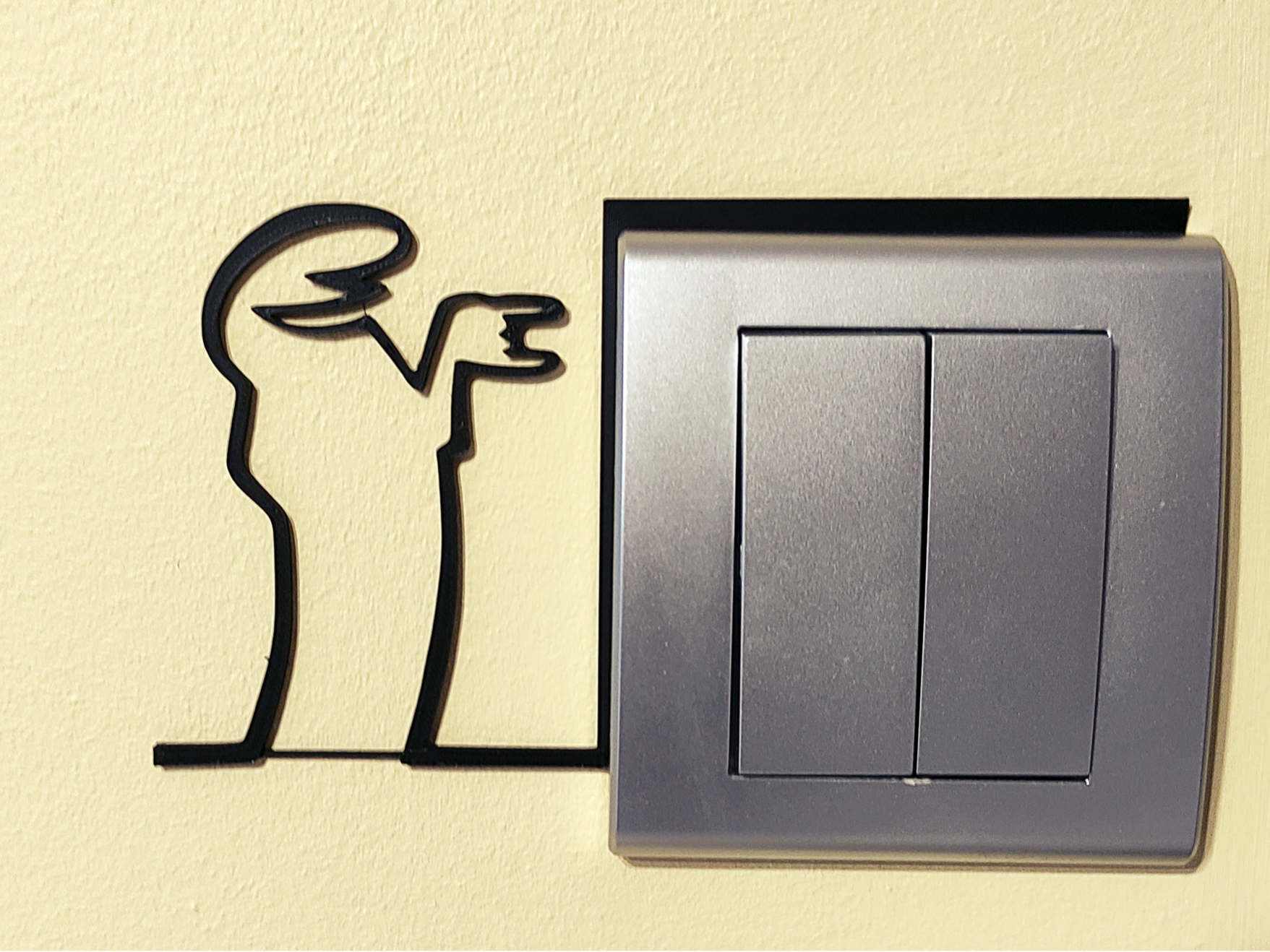Funny Light Switch Gadget – La Linea Balum 89