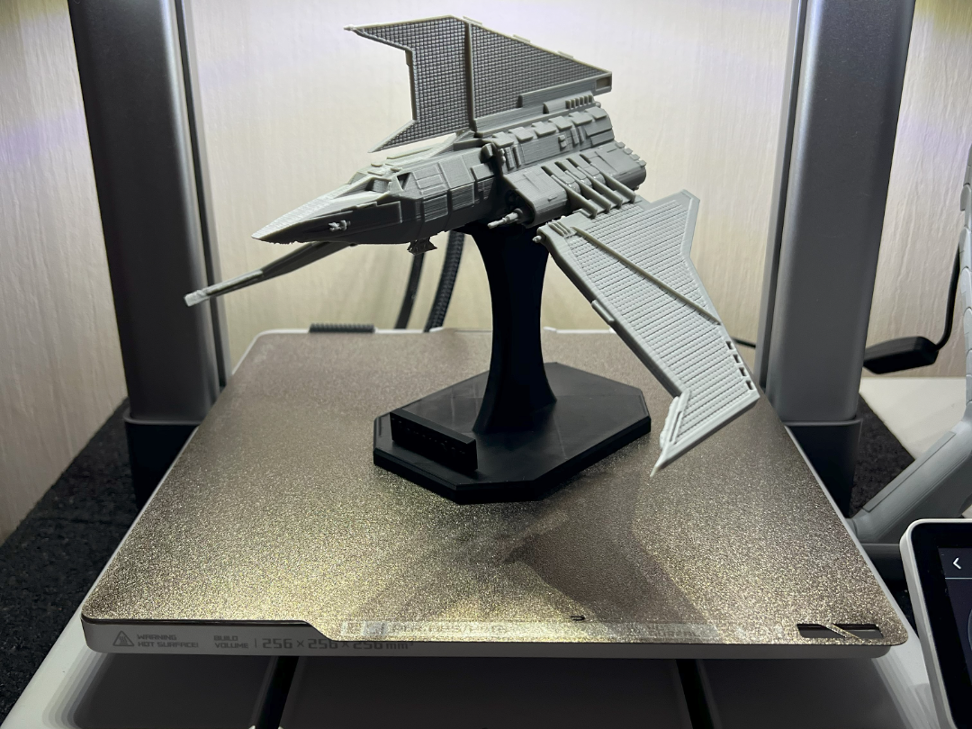 Star Wars Marauder mit Standfuß