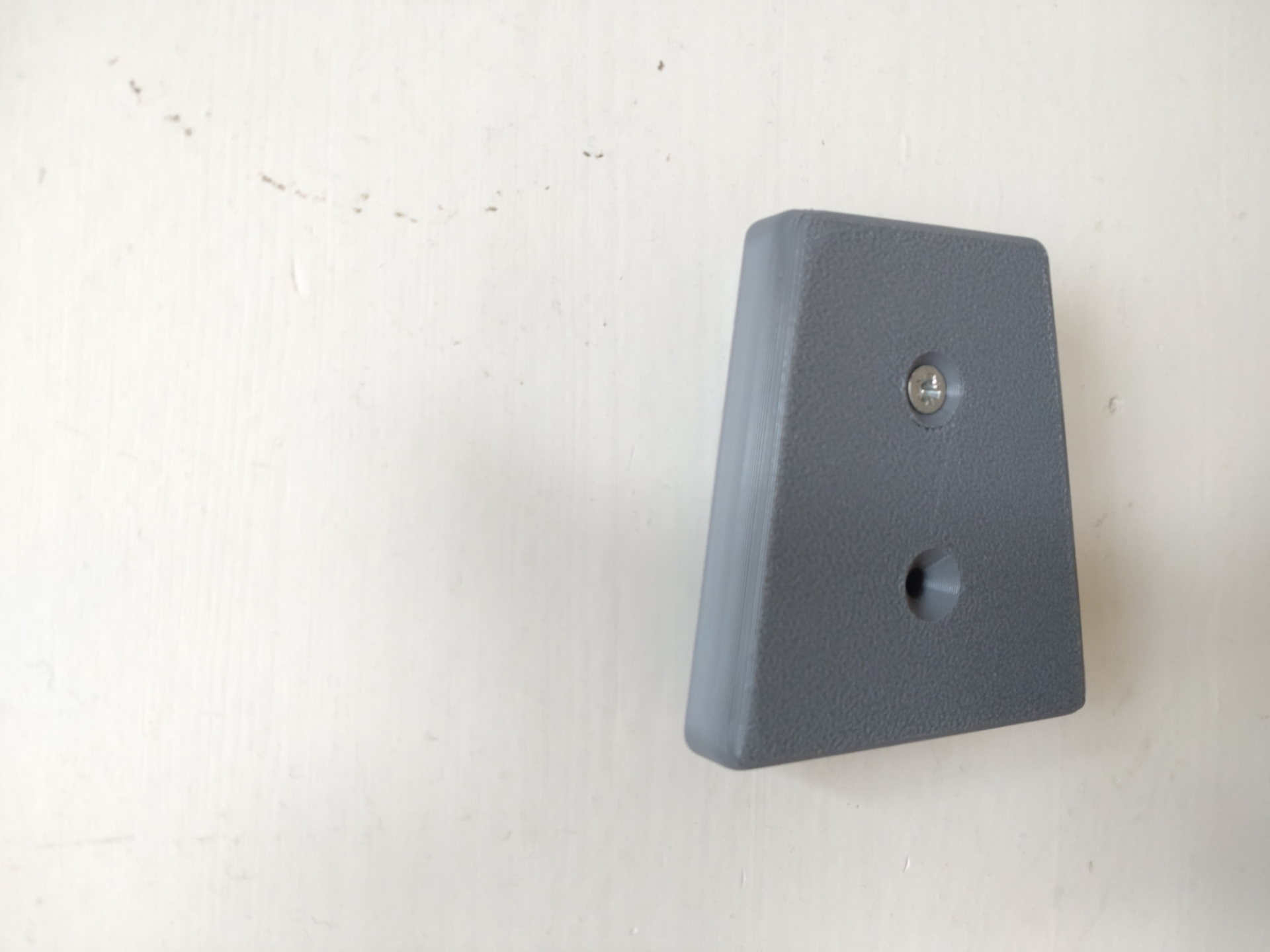 Brompton bag wall mount