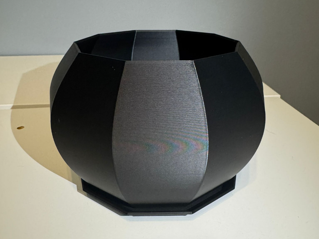 Planter mask with tray