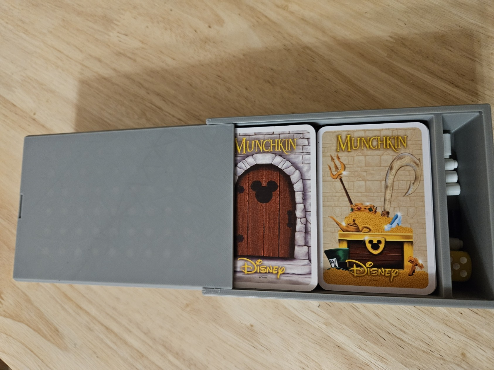 Compact Munchkin Game Box