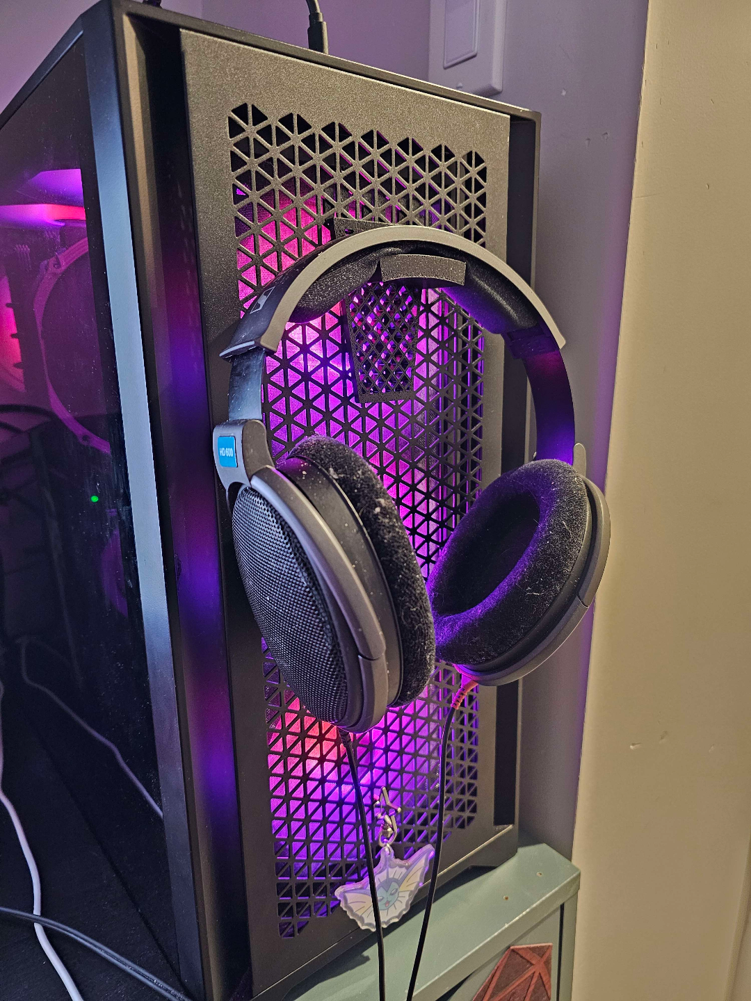 Corsair 4000D Airflow Headphone Hanger