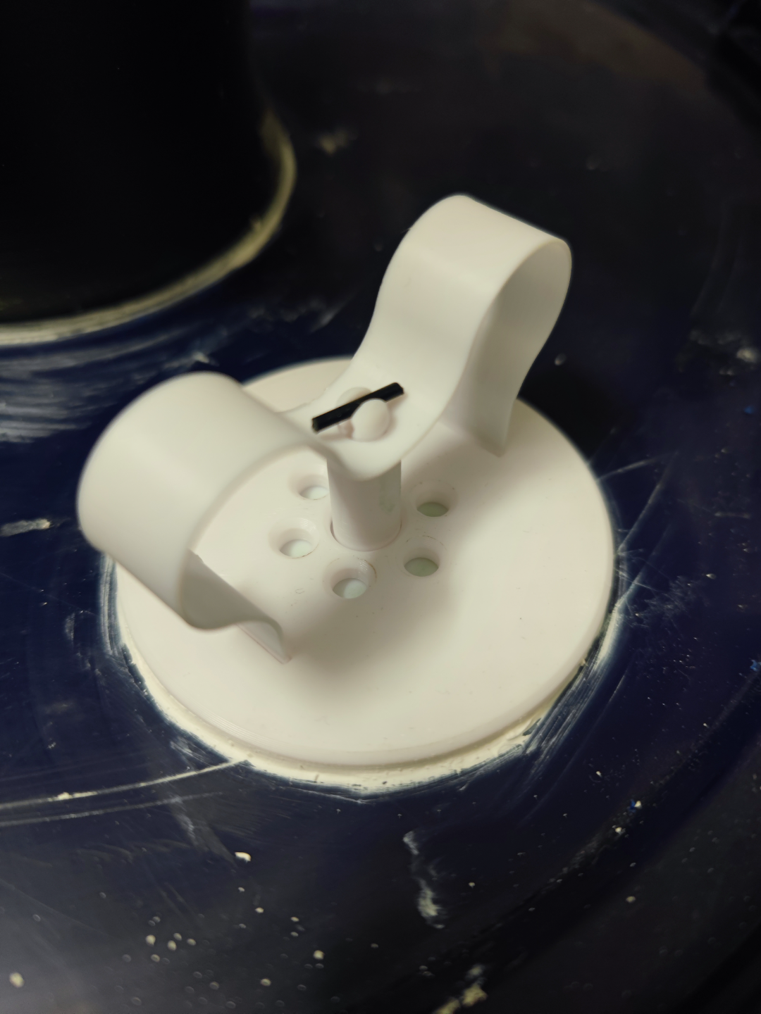 Vacuum valve complete from the 3D printer