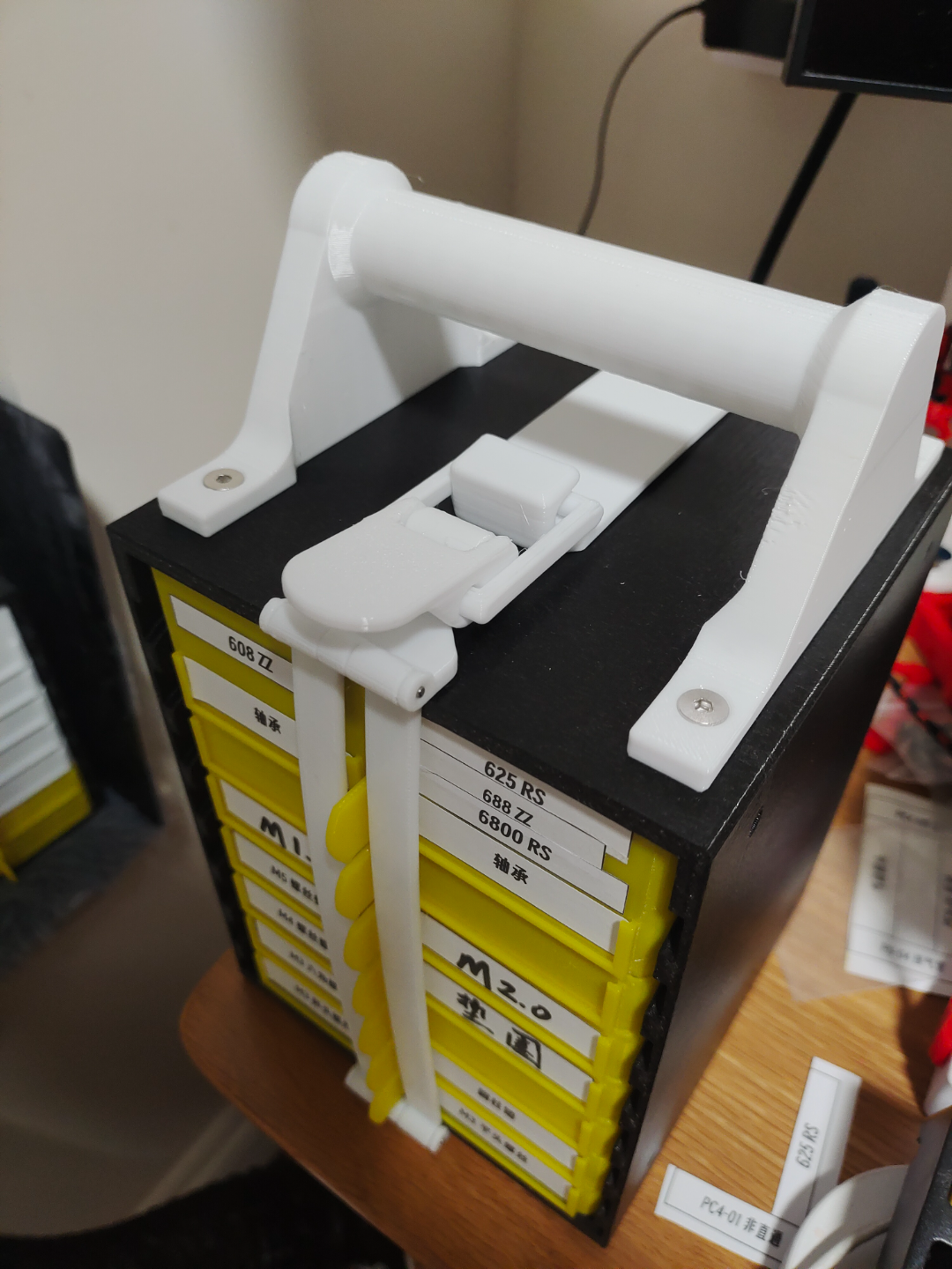 Travel lock for Ultimate Drawer System