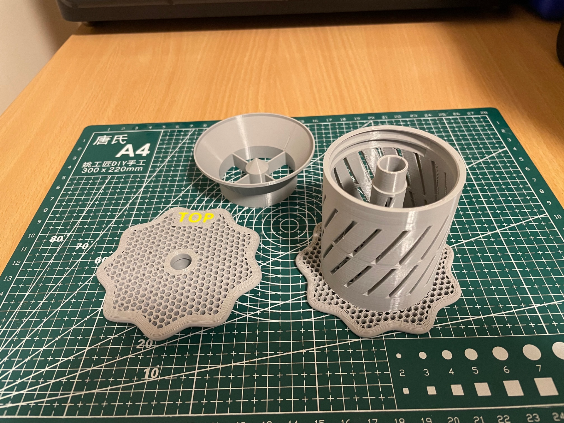 Bambu Spool Desiccant Container & Funnel
