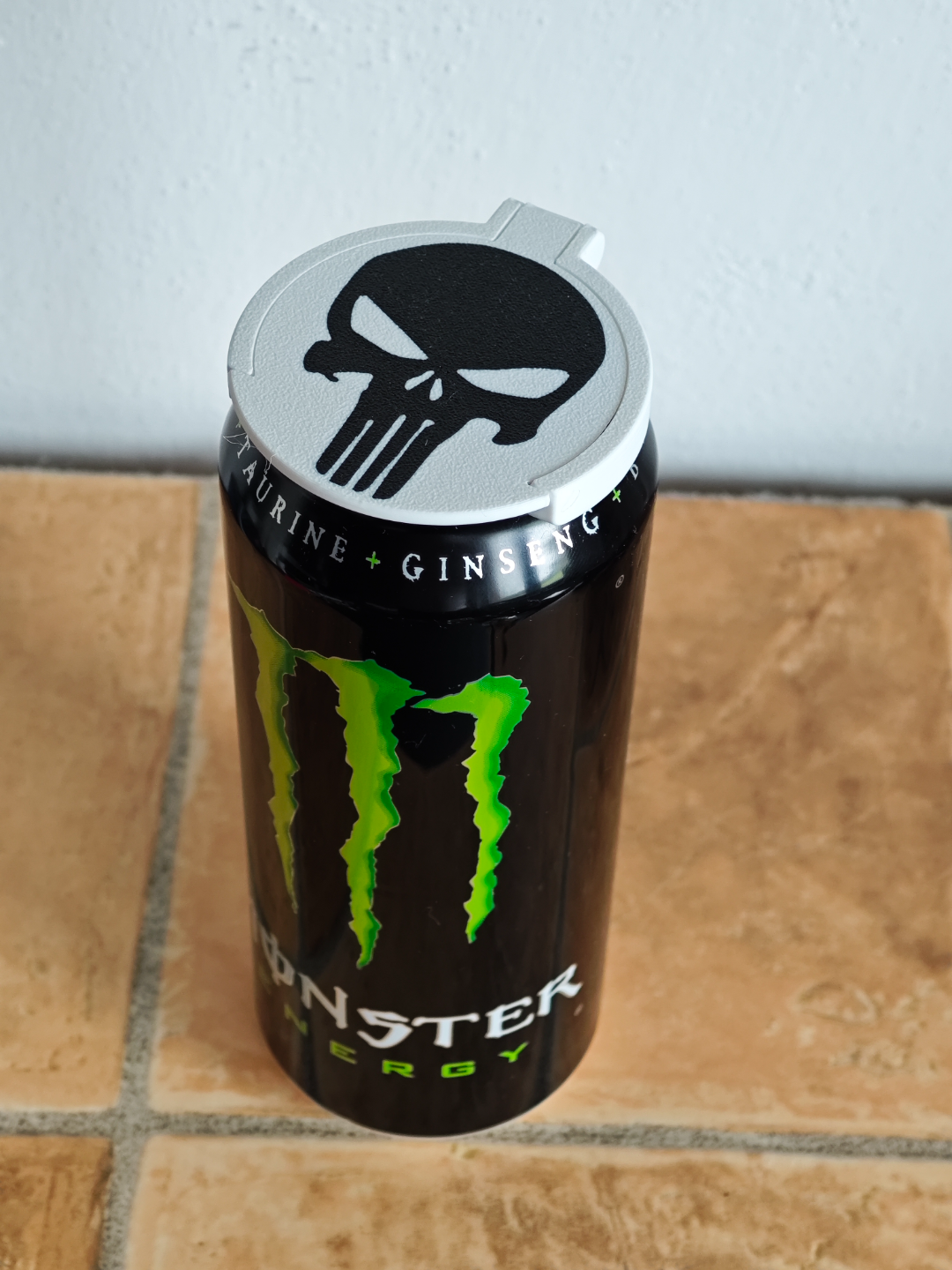 punisher can lid , printed in one piece