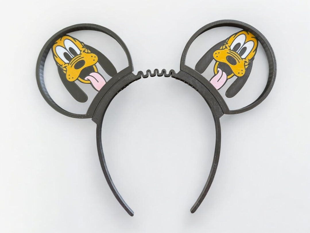Pluto mickey / Minnie ears five magnet design