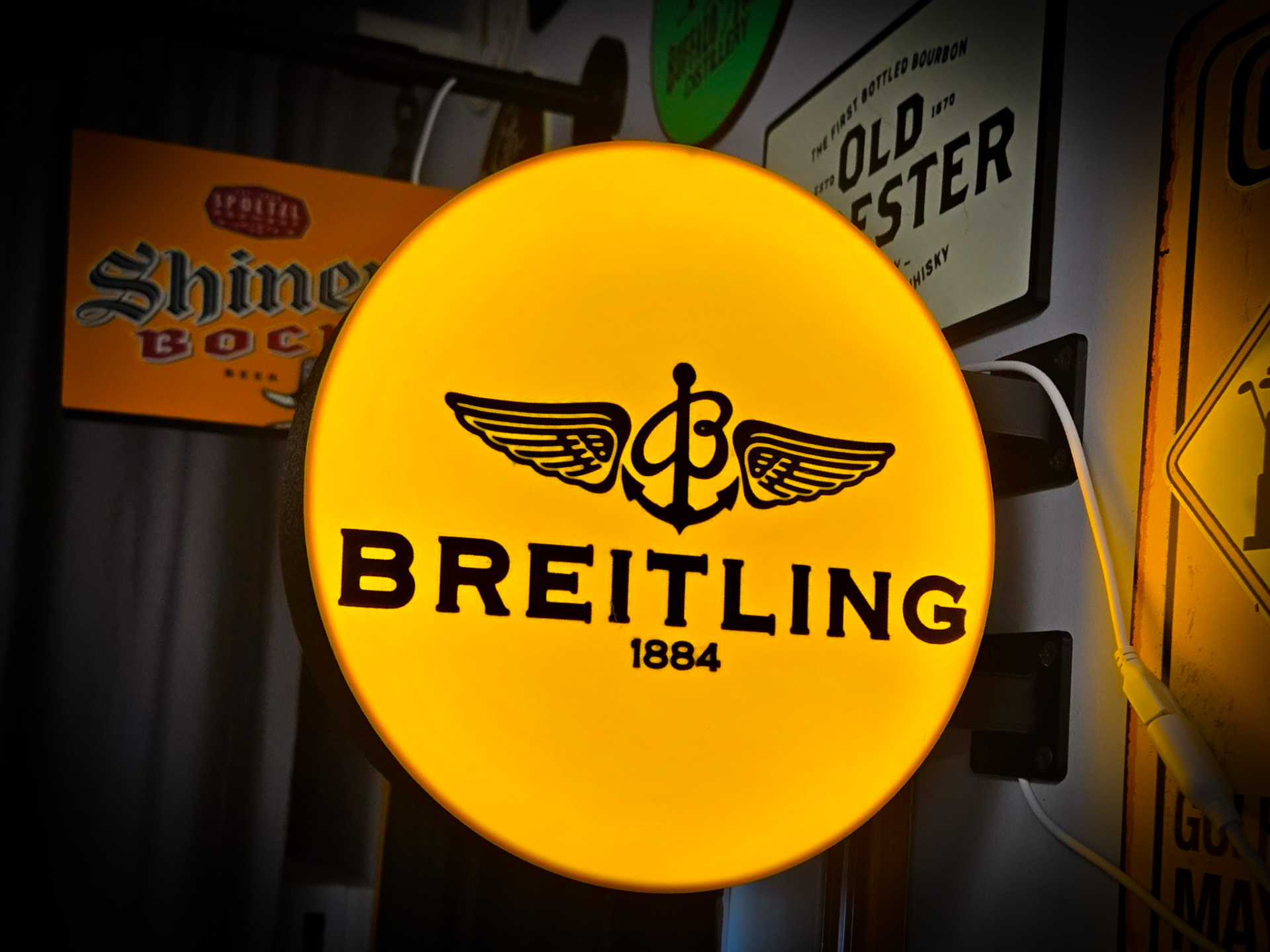 BREITLING ~ 2-Sided Round Lightbox