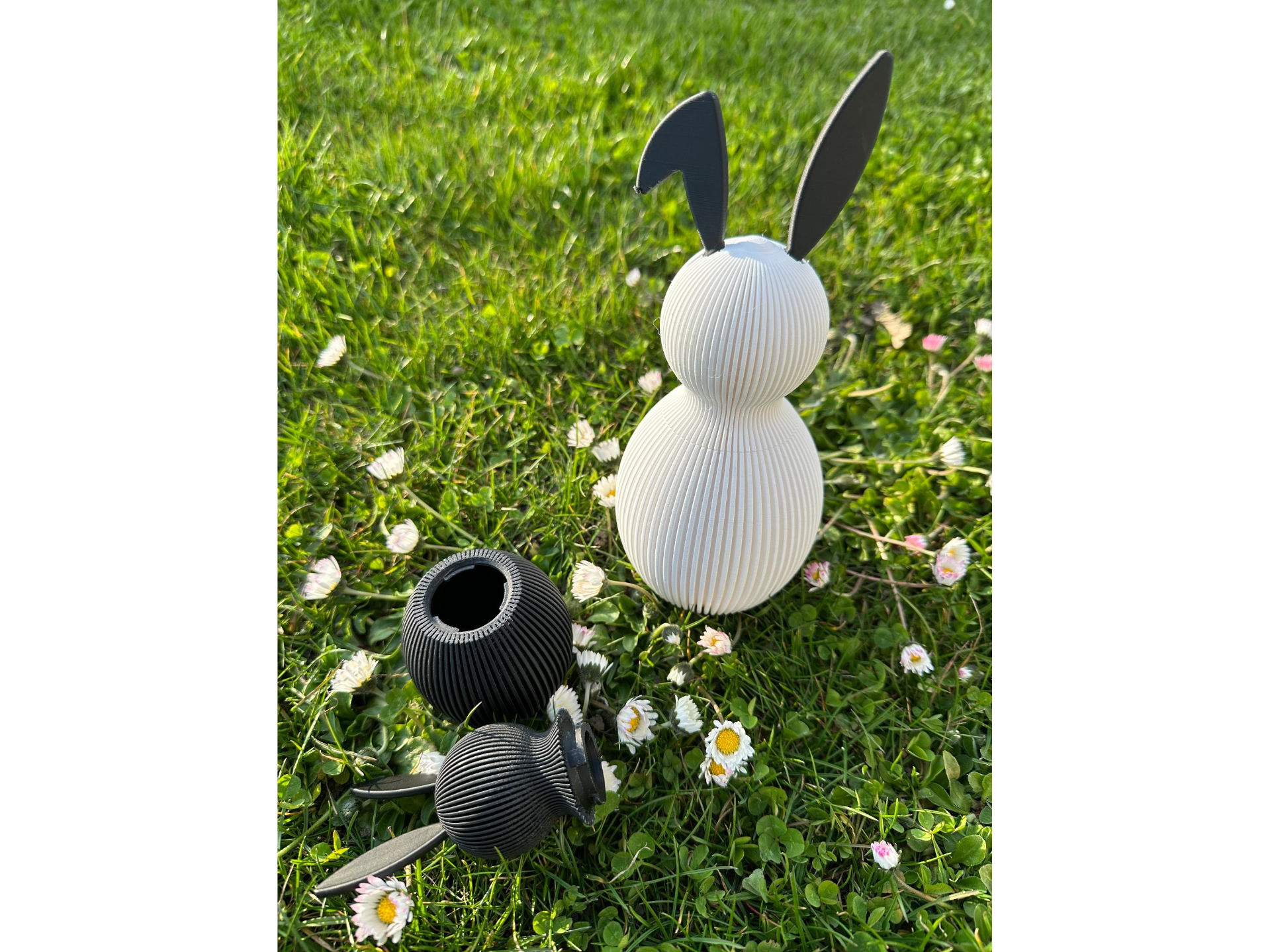 Alter Osterhase im neuen Glanz! Teilbarer Hase!