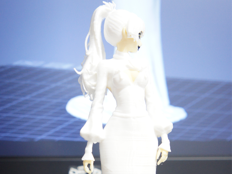 Elegant Gothic Waifu (nsfw)