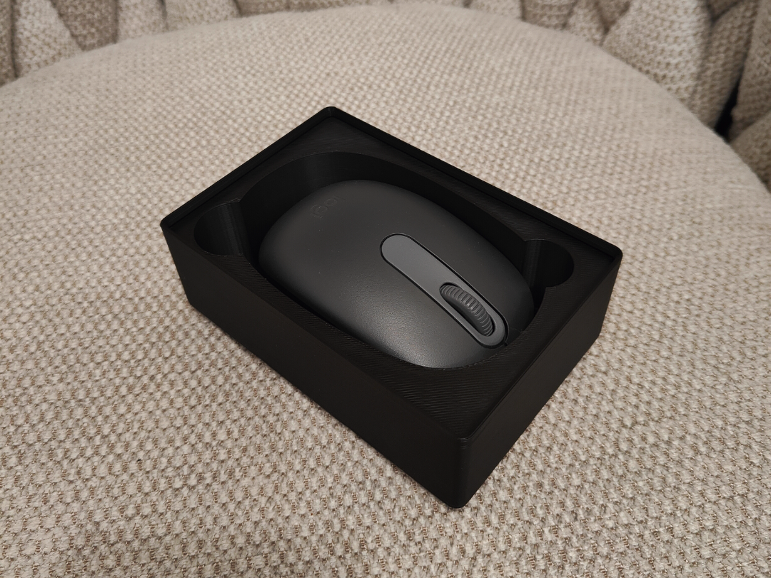 Gridfinity Mouse Holder Logitech M196 / M185 (2×3)
